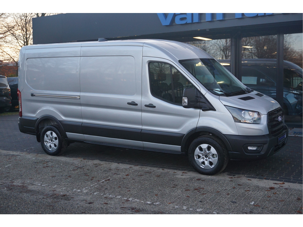 51585082-ford-transit-6