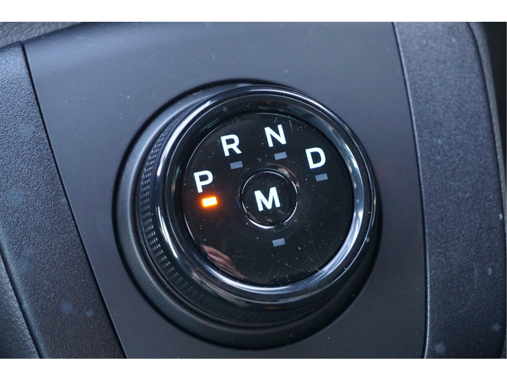 52166245-ford-transit-15