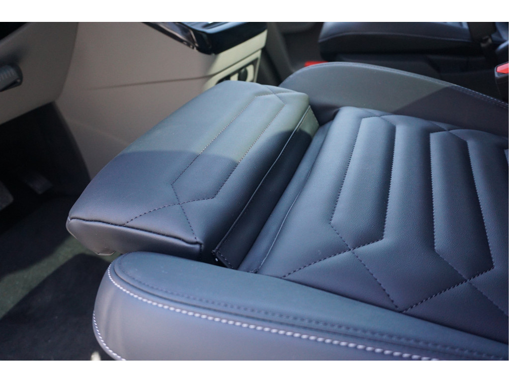 53043758-ford-transit-custom-21