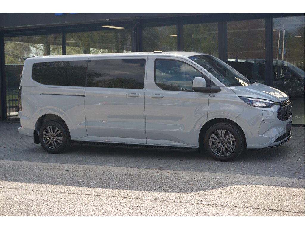 53522442-ford-transit-custom-7