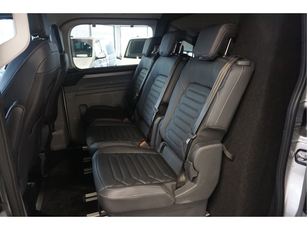 53909304-ford-transit-custom-13