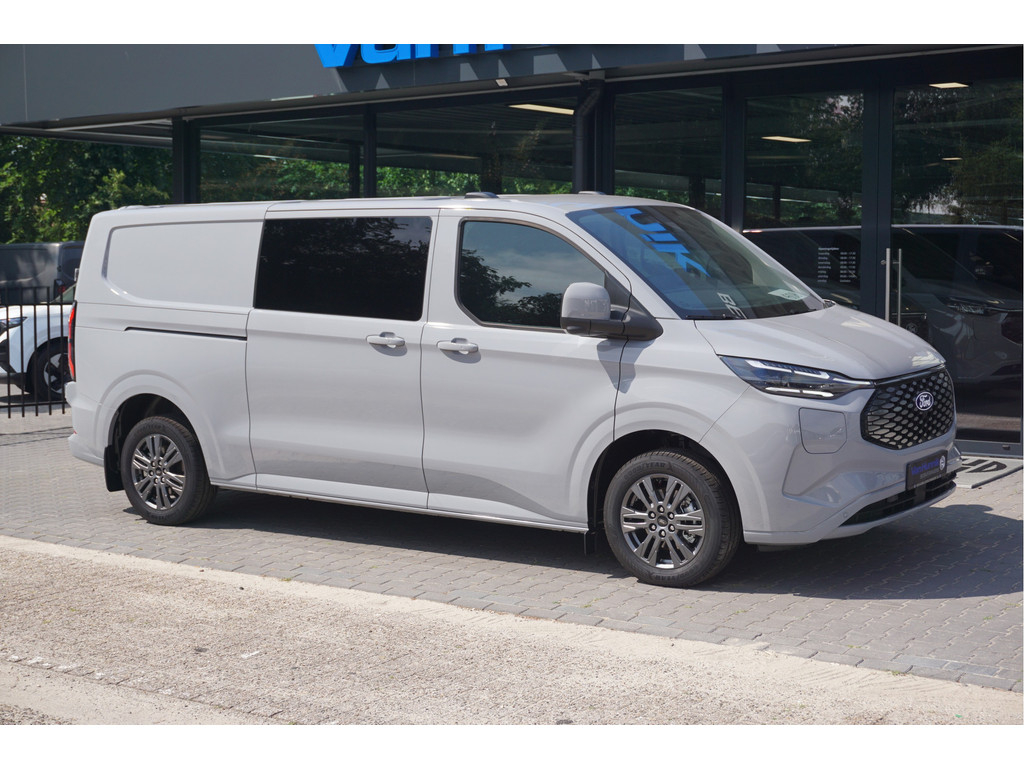 54934630-ford-transit-custom-6