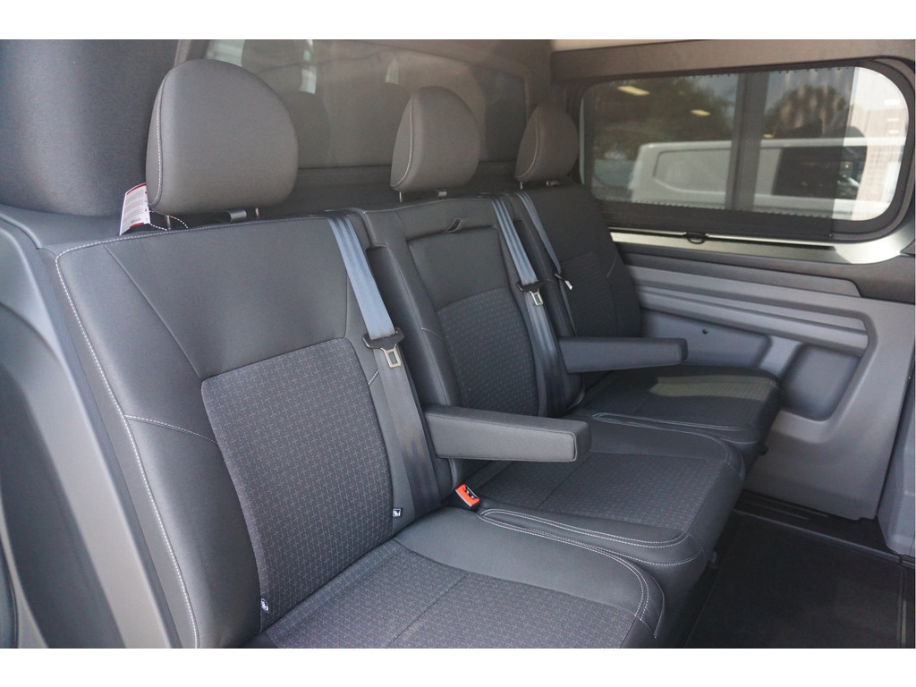 55086987-ford-transit-custom-14