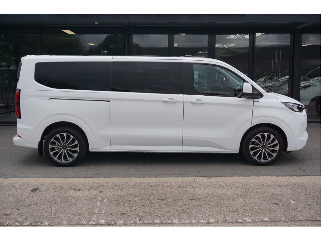55405397-ford-transit-custom-5