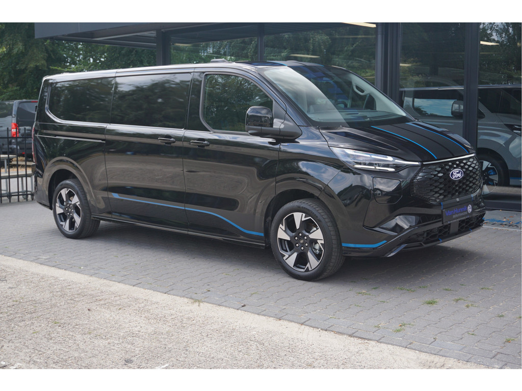 55502184-ford-transit-6