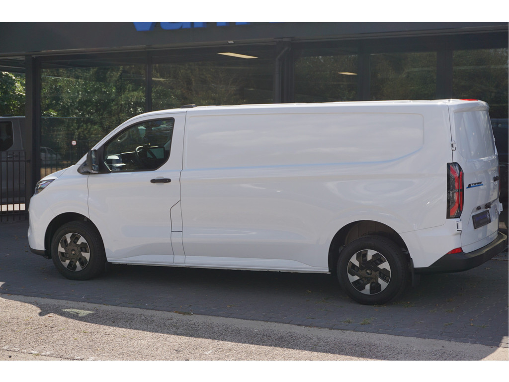 55750912-ford-e-transit-custom-3