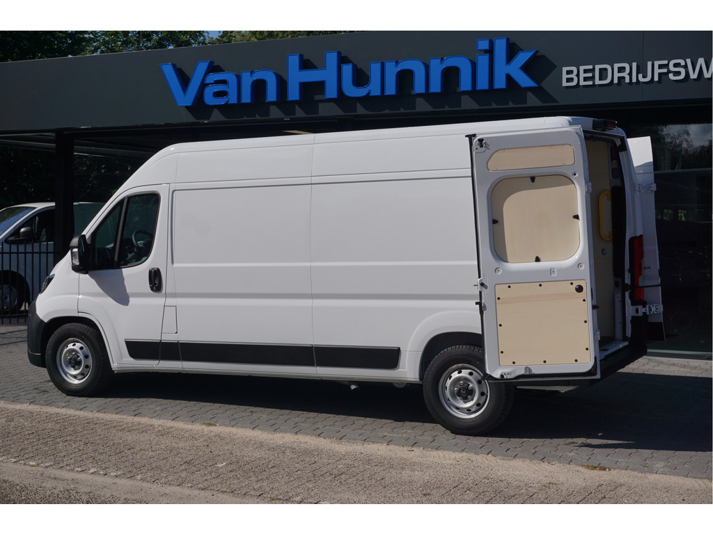 56158231-citroen-jumper-4