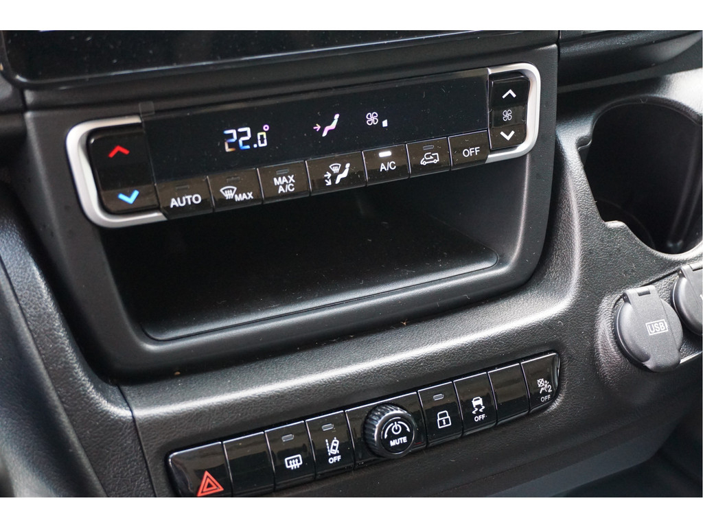 56229468-citroen-jumper-15