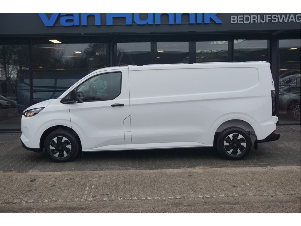 56253328-ford-transit-custom-2