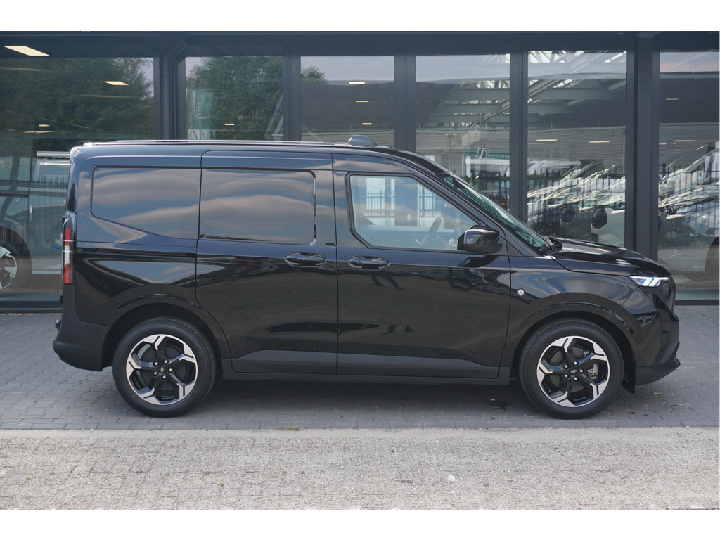 56421827-ford-transit-courier-5