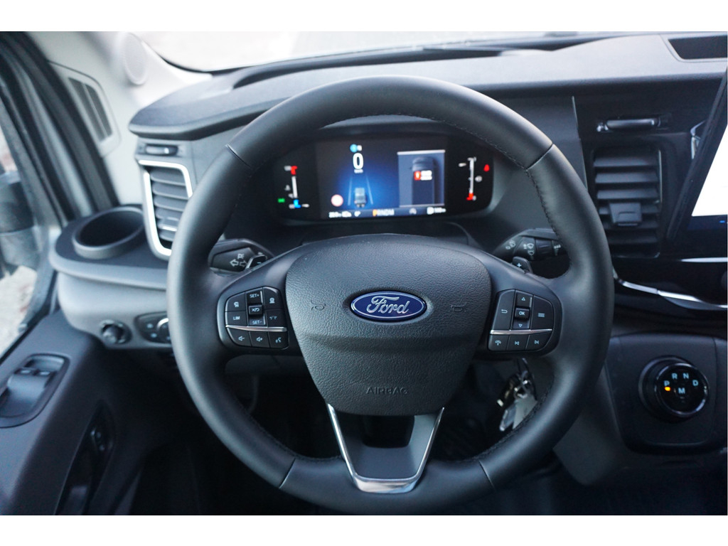 56674871-ford-transit-10