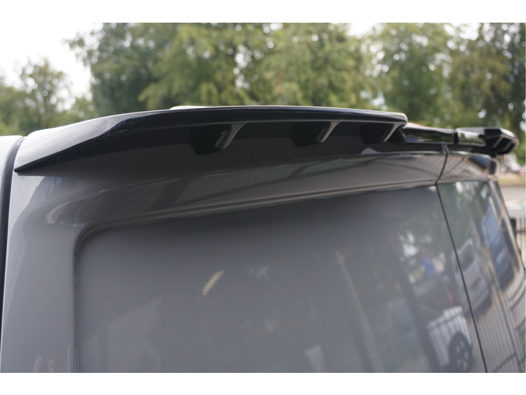 56883058-ford-transit-custom-24