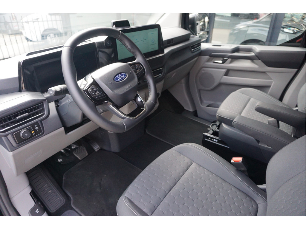 56909710-ford-e-transit-custom-9
