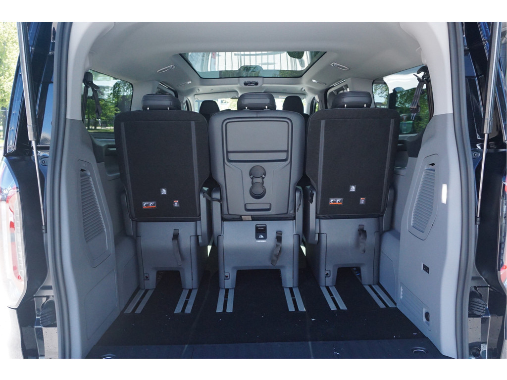 57011196-ford-transit-custom-20
