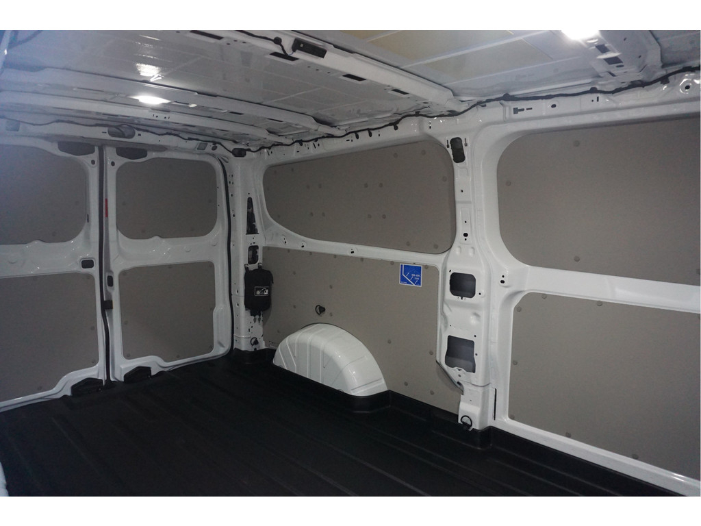 57097188-ford-e-transit-custom-8
