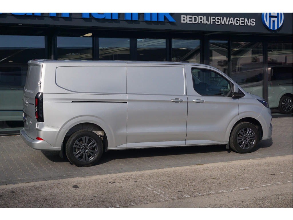 57126742-ford-e-transit-custom-4