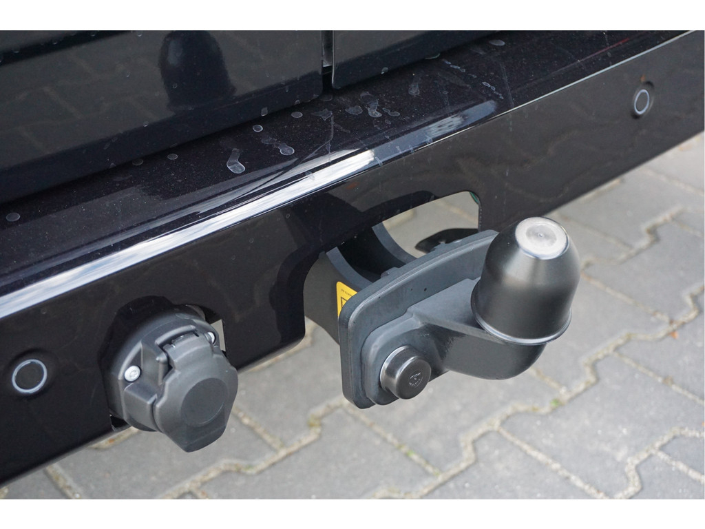 57259198-ford-e-transit-custom-17