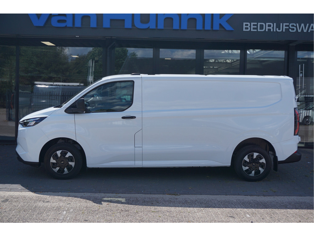 57318171-ford-e-transit-custom-2