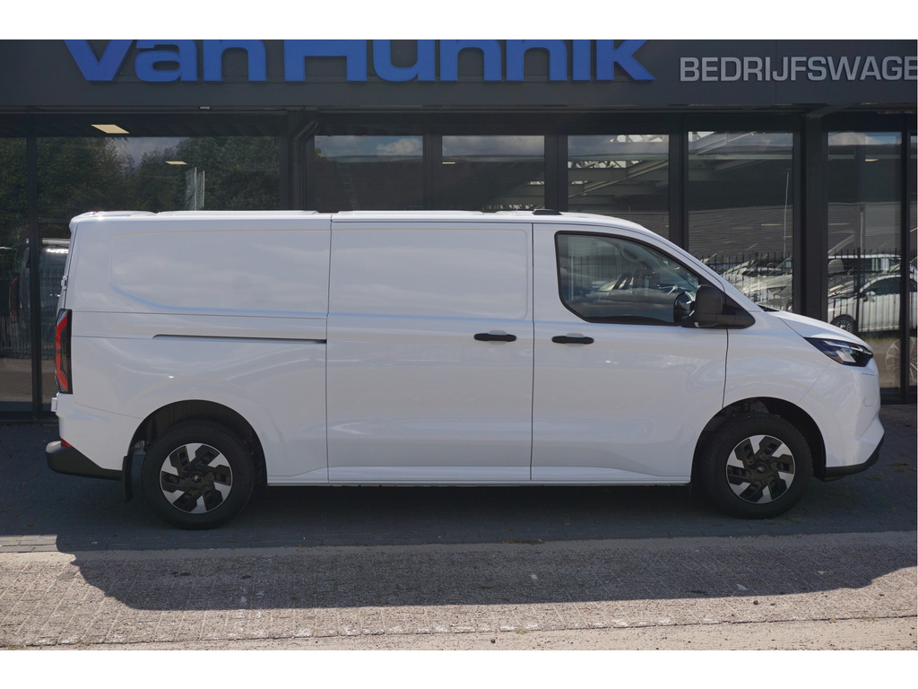 57318171-ford-e-transit-custom-4