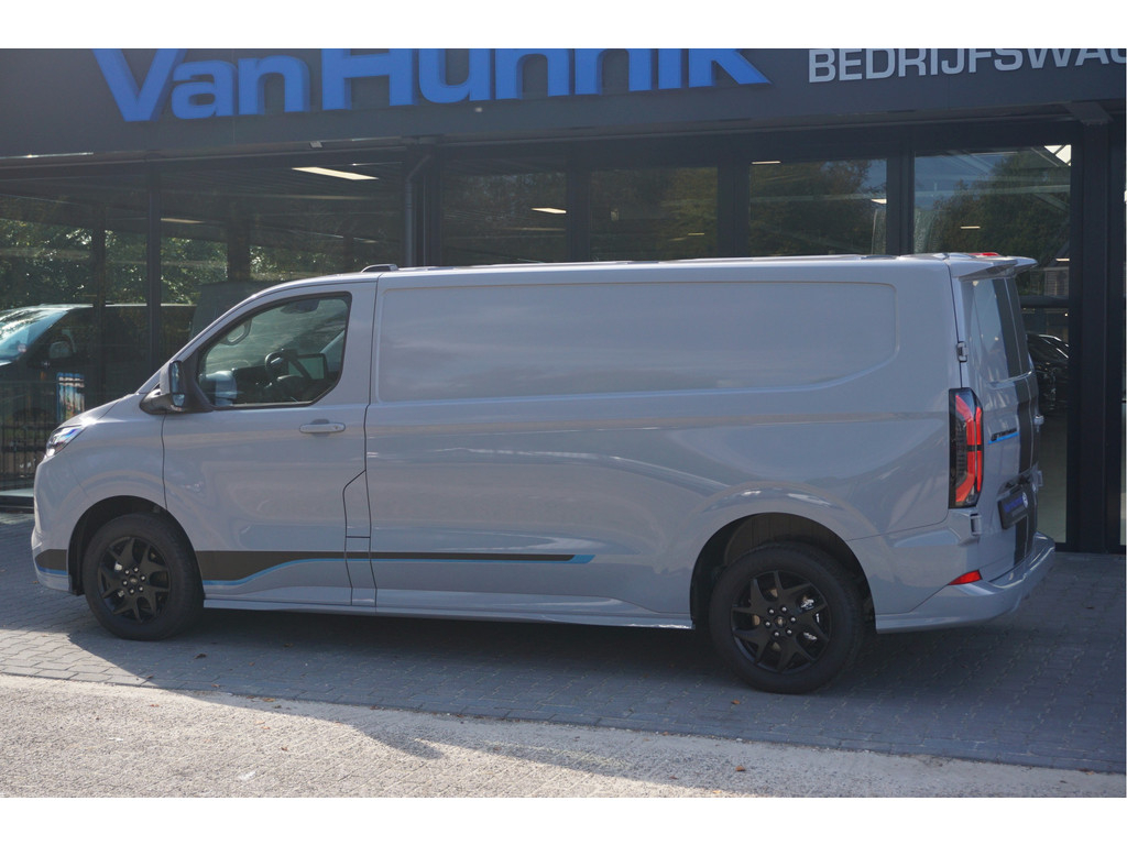 57318184-ford-e-transit-custom-3