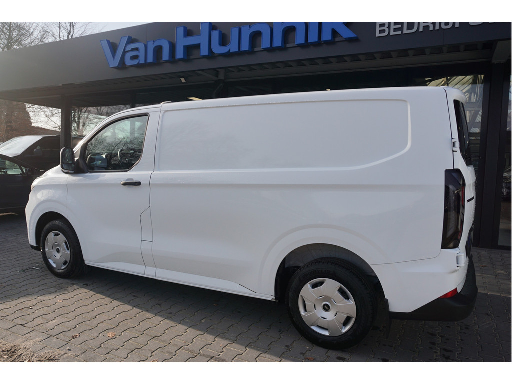 57540204-ford-transit-custom-3
