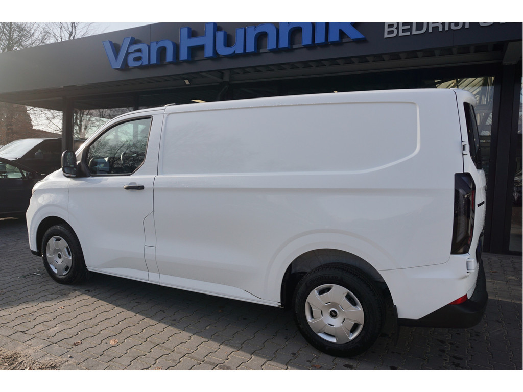 57540579-ford-transit-custom-3