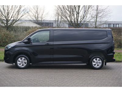 37358810-ford-transit-custom-2