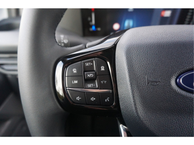 39603895-ford-transit-custom-14