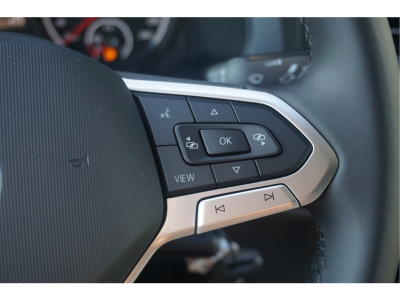 40015245-volkswagen-transporter-15