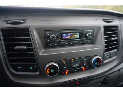 40212554-ford-transit-12