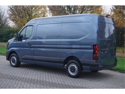 41211498-renault-master-3