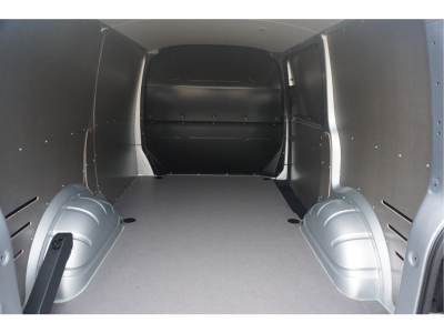 41240952-volkswagen-transporter-7