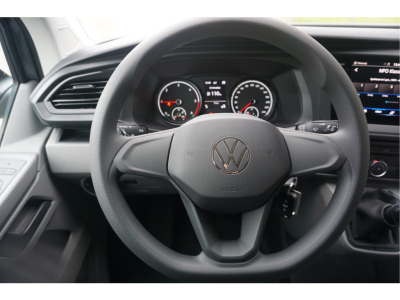 41241034-volkswagen-transporter-10