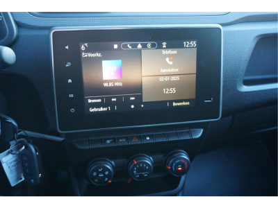 41833707-renault-express-10