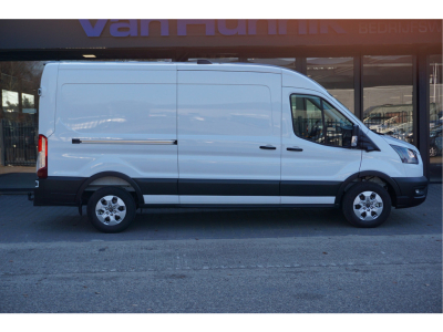 42123803-ford-transit-5
