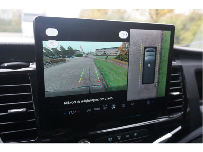 42128389-ford-transit-12