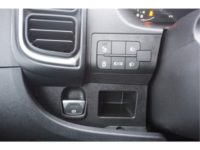 42129001-citroen-jumper-20