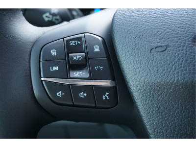 42144808-ford-transit-15