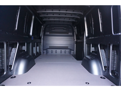 42172748-mercedes-benz-sprinter-7