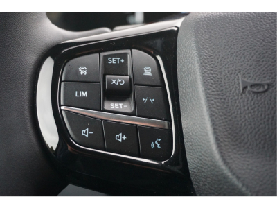 42215397-ford-transit-custom-16