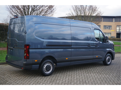 42230848-renault-master-3