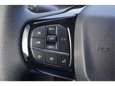 42334395-ford-transit-custom-15