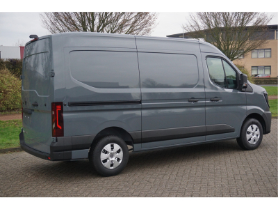 42464869-renault-master-4