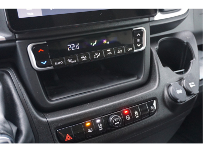 42727823-citroen-jumper-14