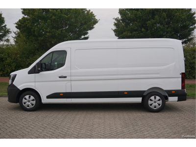 42911697-renault-master-2