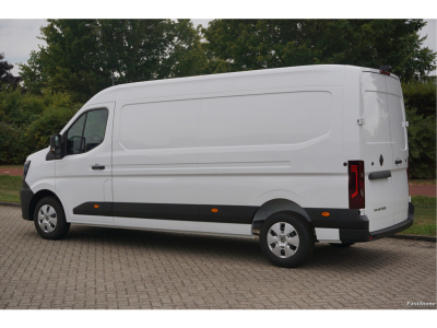 42911697-renault-master-3