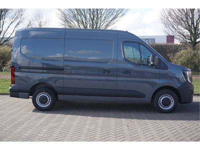 43184520-renault-master-6