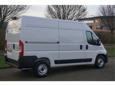 43613929-citroen-jumper-5