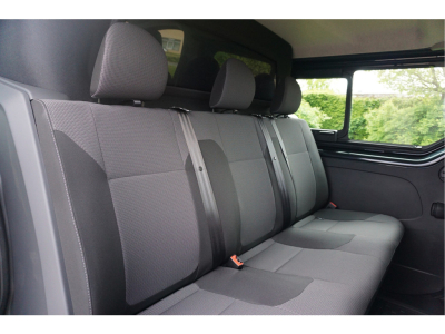 43764346-renault-trafic-16