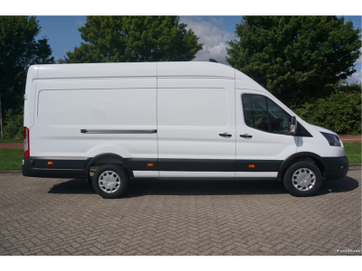 45143311-ford-transit-6
